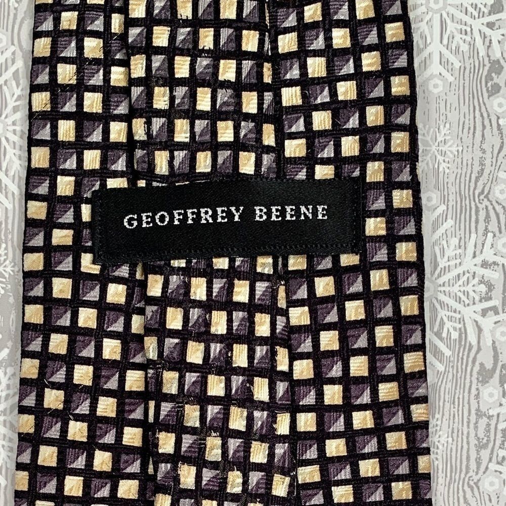 SILK TIE by GEOFFREY BEENE 61” - Picture 4 of 4